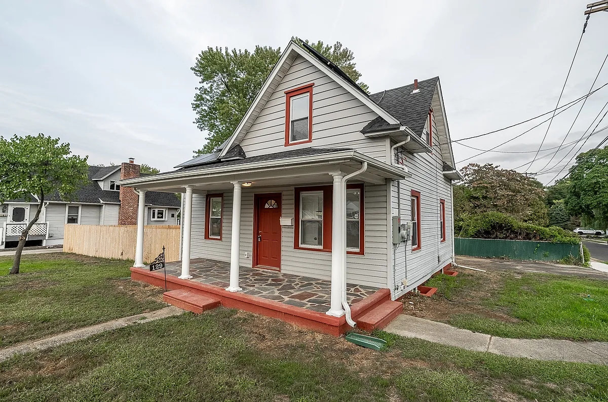4 bed, 1652 sqft, $2,900 — Photo 3