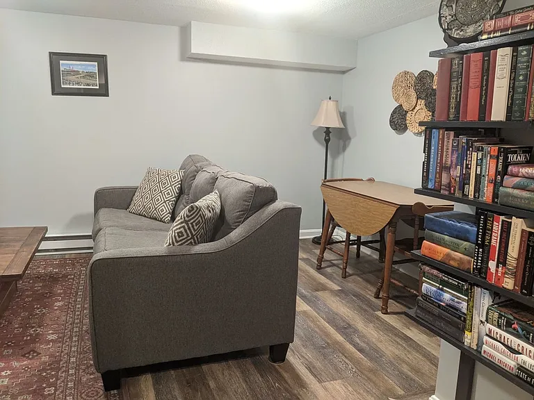 124 Cannons Ln — Photo 34