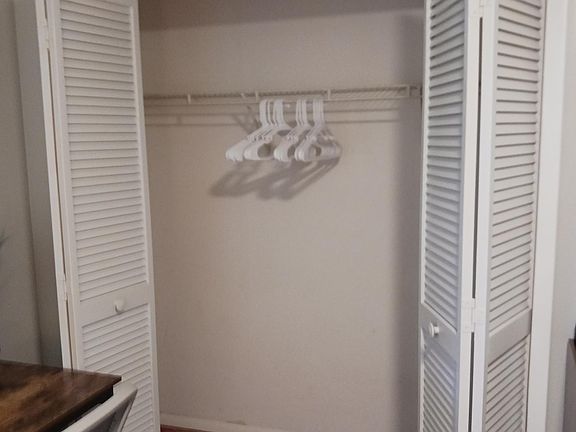 5th image of 3392 Florida Palm Ave