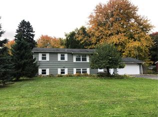 971 Hamlin Center Rd, Hamlin, NY 14464