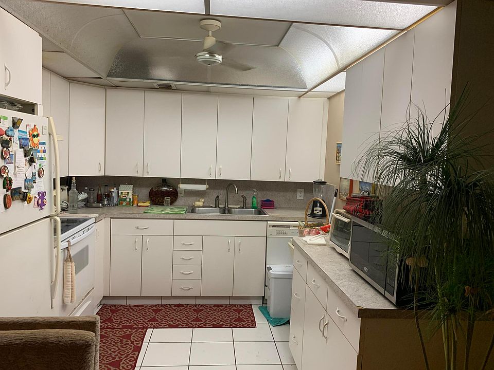 1st image of 3031 Oakridge D #3031