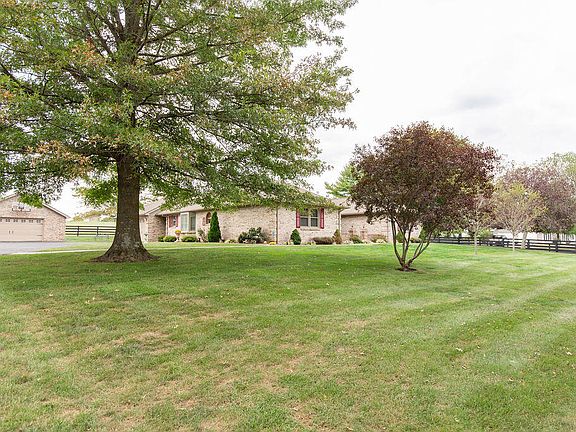 4th image of 1173 Durham Ln