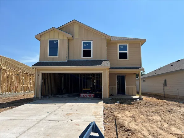 1221 Hickory Grove St, Brenham, TX 77833