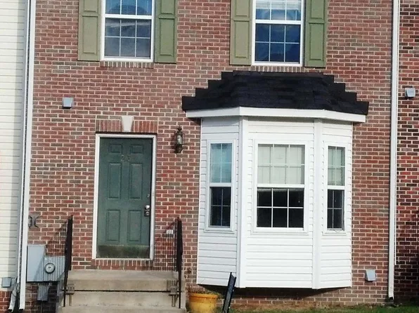 23 Litchfield Ln E, Martinsburg, WV 25405