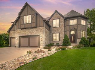 10905 W 128th Pl, Overland Park, KS 66213