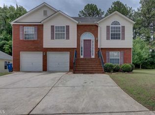376 Summit Ln, Riverdale, GA 30274