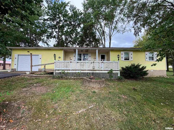 134 Karen Ann Ln, Carrier Mills, IL 62917
