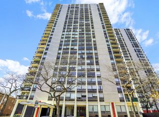 1455 N Sandburg Ter APT 801, Chicago, IL 60610