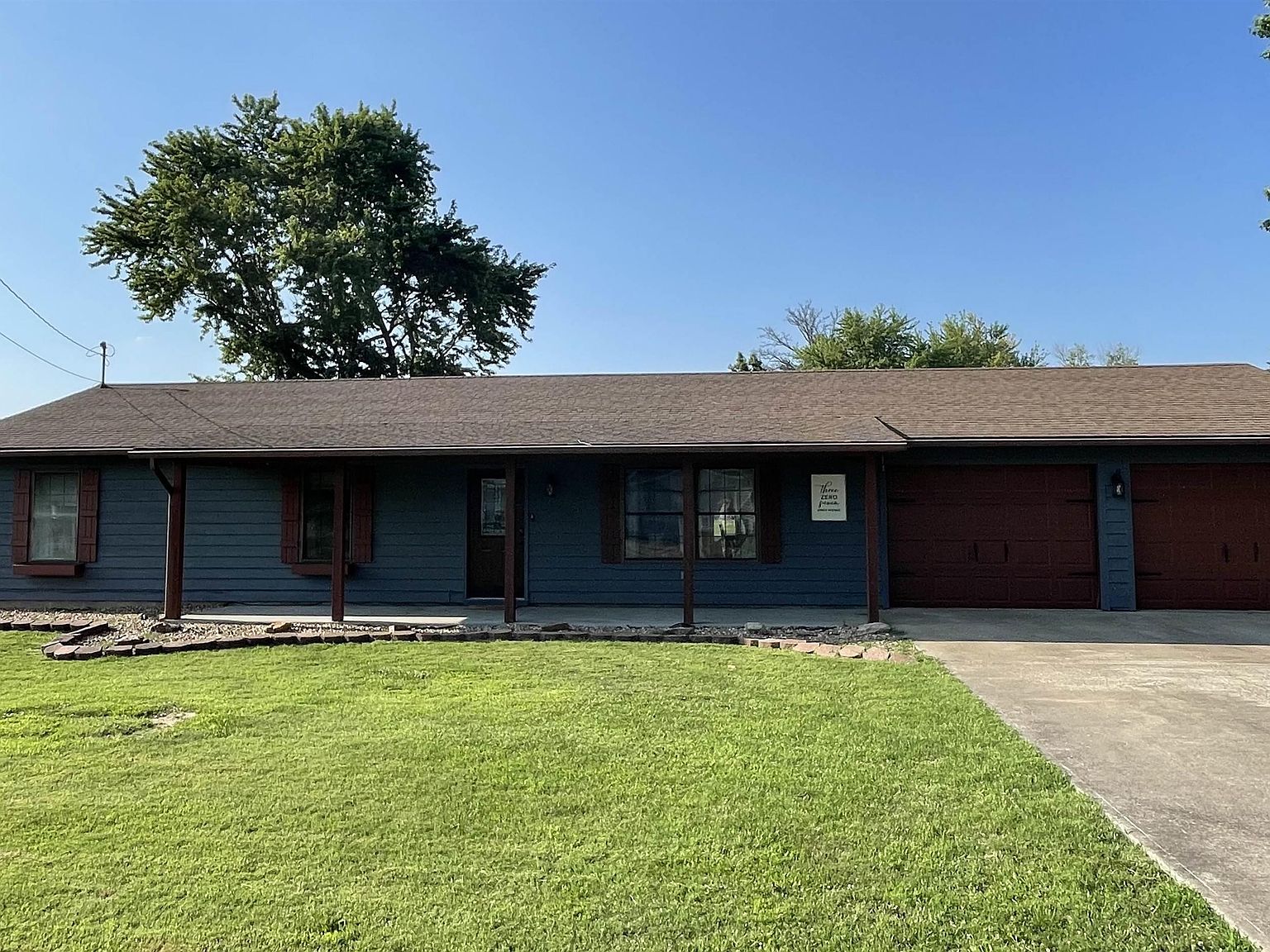 307 Kings Ave, Ewing, IL 62836 Zillow