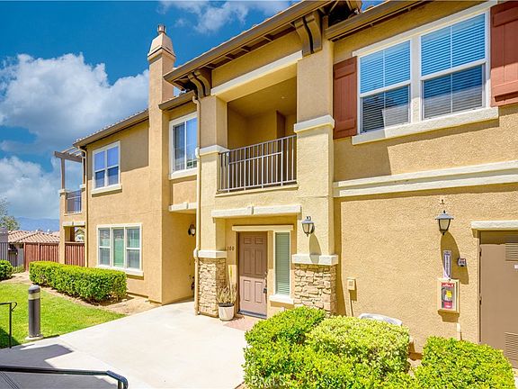 3rd image of 15659 Vista Way Unit 100