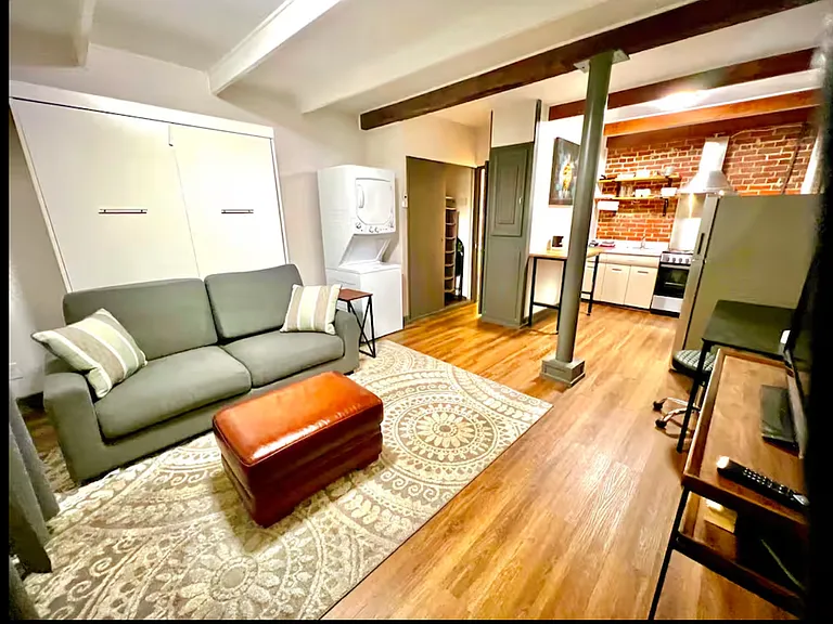104 N Ann St #1A — Photo 10