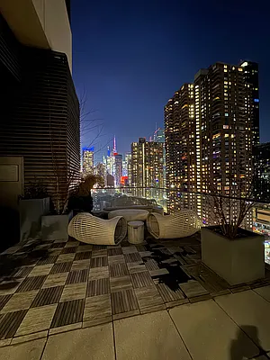 Rented by P R O Links Realty Inc | media 8