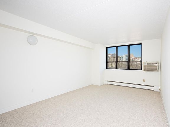 2nd image of 301 Cathedral Pkwy #10A