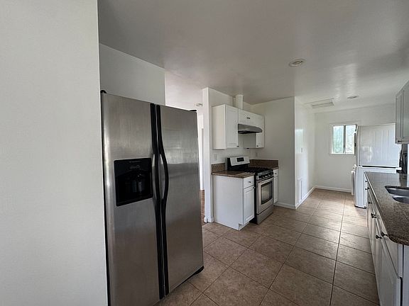 4th image of 5179 Huntington Dr N