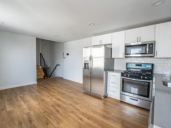 3rd image of 2162 E York St #D