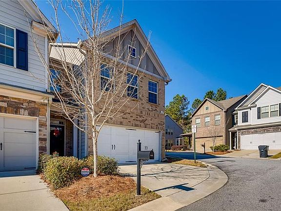3rd image of 5000 Whiteoak Pointe SE #15