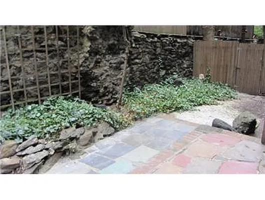 Rented by Douglas Elliman | media 31