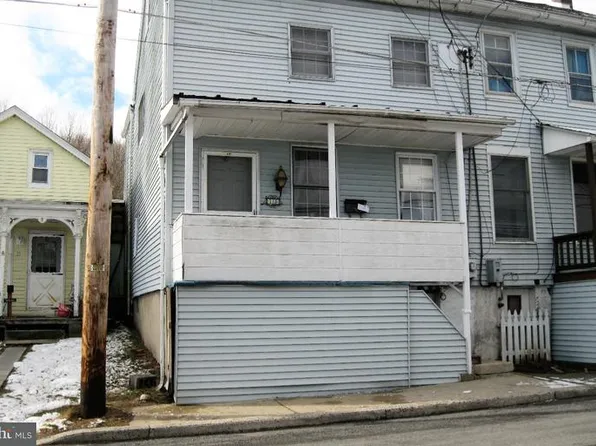 13 Graeff St, Cressona, PA 17929