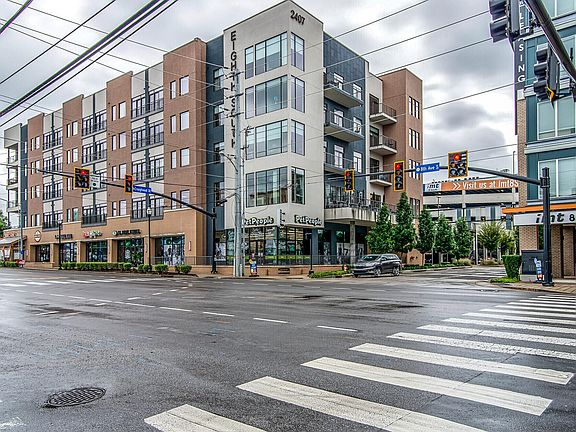 52 condominium units in Melrose/8th Ave S, walking distance to Publix, Orange Theory & much more!