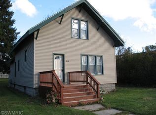 608 W Ludington Ave, Ludington, MI 49431