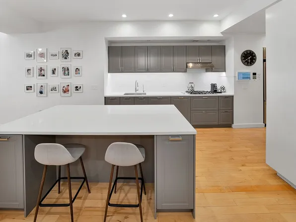 15 Broad St APT 1824, New York, NY 10005