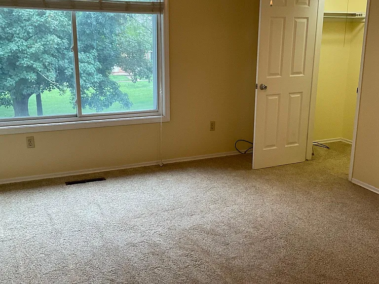 951 Barclay Ln — Photo 19