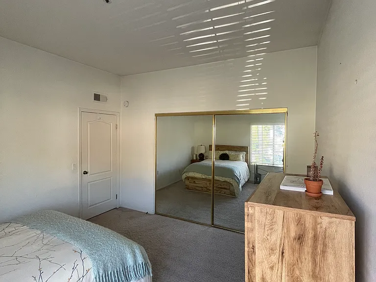 926 Calle Amable — Photo 16
