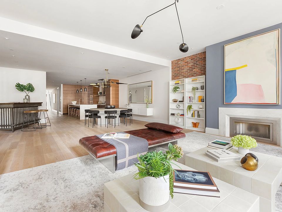 1st image of 6 Cortlandt Aly Penthouse 2