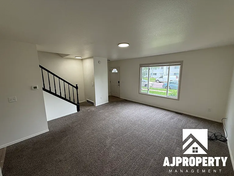 2809 E Bragstad Dr #3 — Photo 4