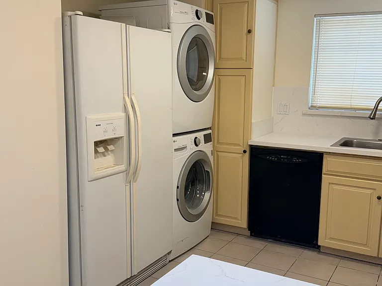 616 N Sycamore Ave #616 — Photo 8