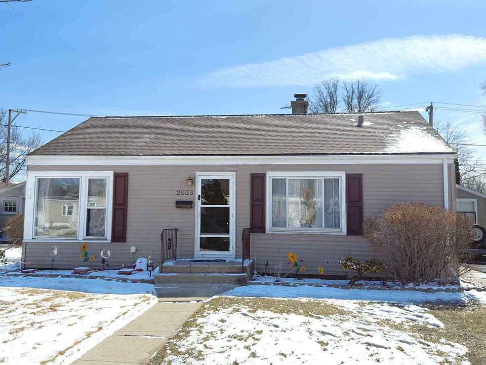 1st image of 2035 Fargo Ave