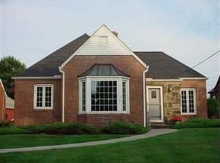 6357 S Canterbury Rd, Parma, OH 44129