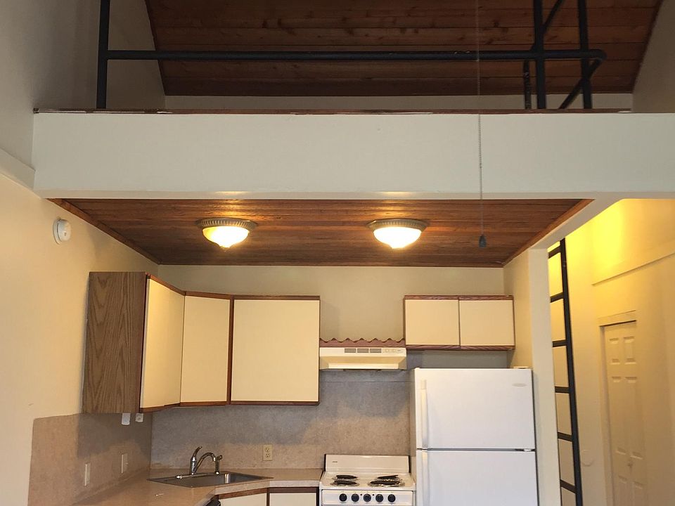 2nd image of 8386 Bayou Fountain Ave