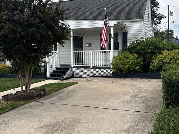 2nd image of 8 Plateau Rd