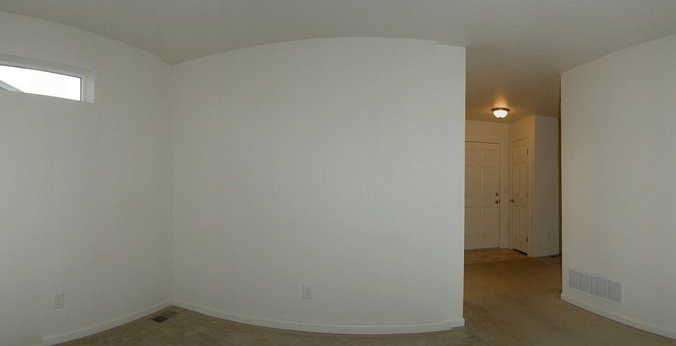 Family Room 4