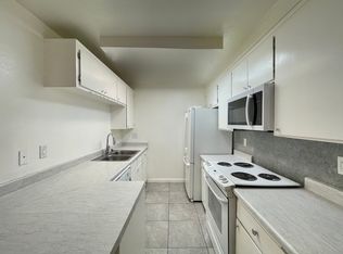 32200 Cathedral Canyon Dr APT 75, Cathedral City, CA 92234