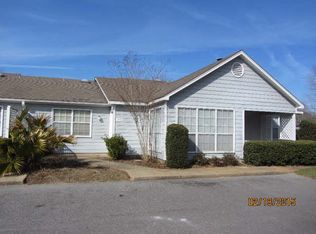 20649 Bishop Rd APT 101, Fairhope, AL 36532