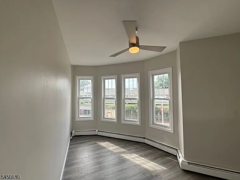 11 North Ave E #3 — Photo 3