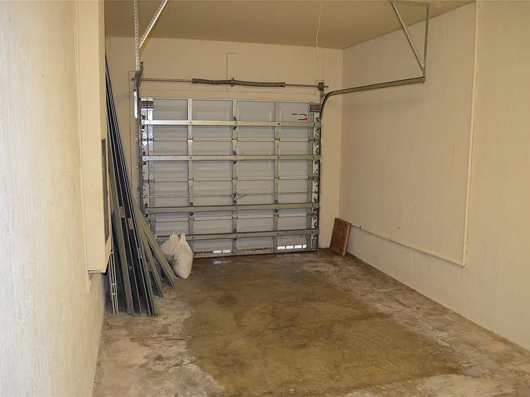 17093 SW 93rd St — Photo 32
