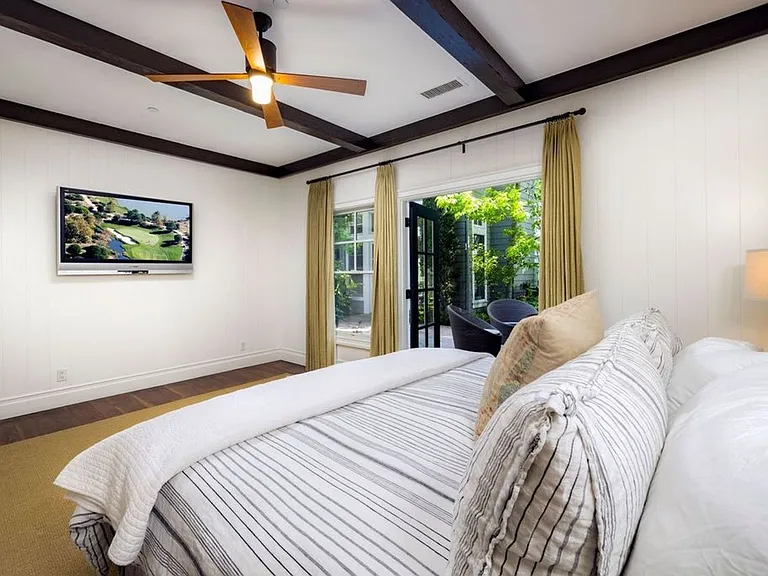 21 Turnberry Dr — Photo 17