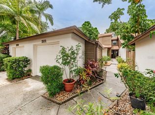 201 Lighthouse Ct, Safety Harbor, FL 34695