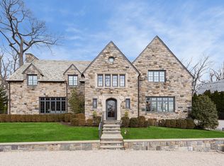 31 Whig Rd, Scarsdale, NY 10583