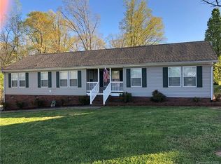 6621 Love Point Rd, Denver, NC 28037