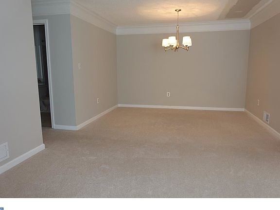 3rd image of 66 Chambord Ct