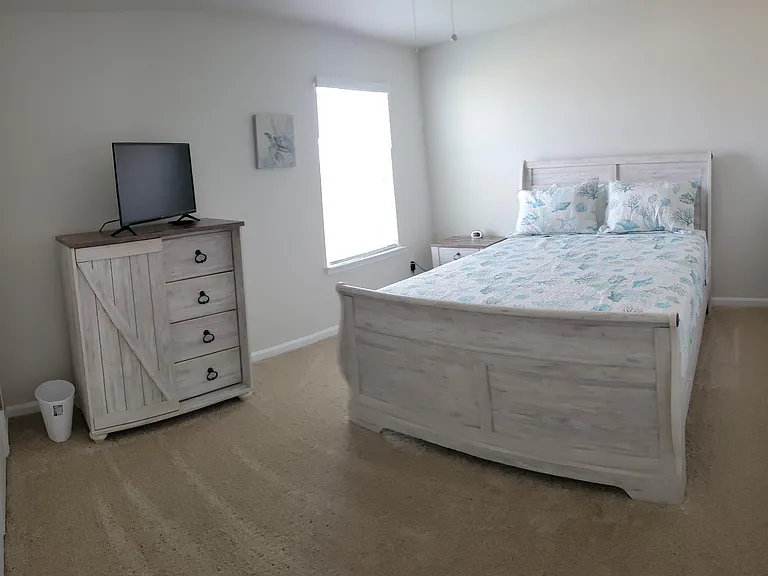 Bedroom #5 has a queen bed and 32" WiFi TV.