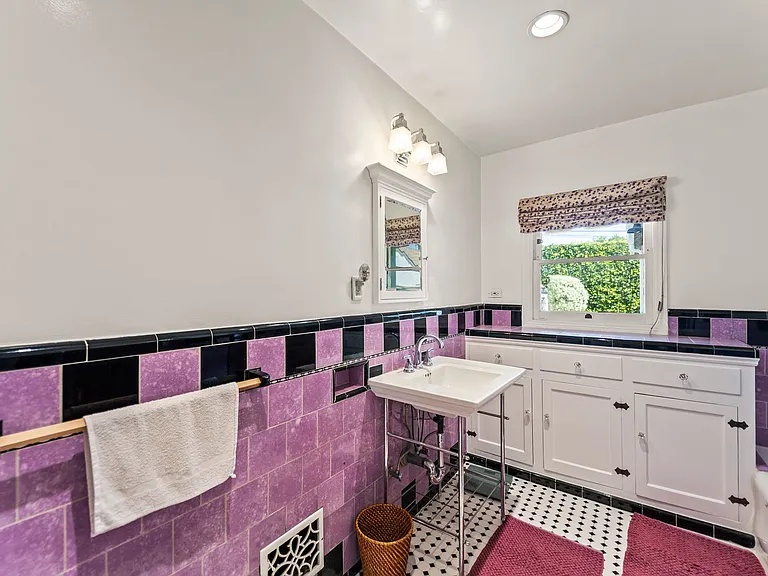 10342 Keswick Ave — Photo 10