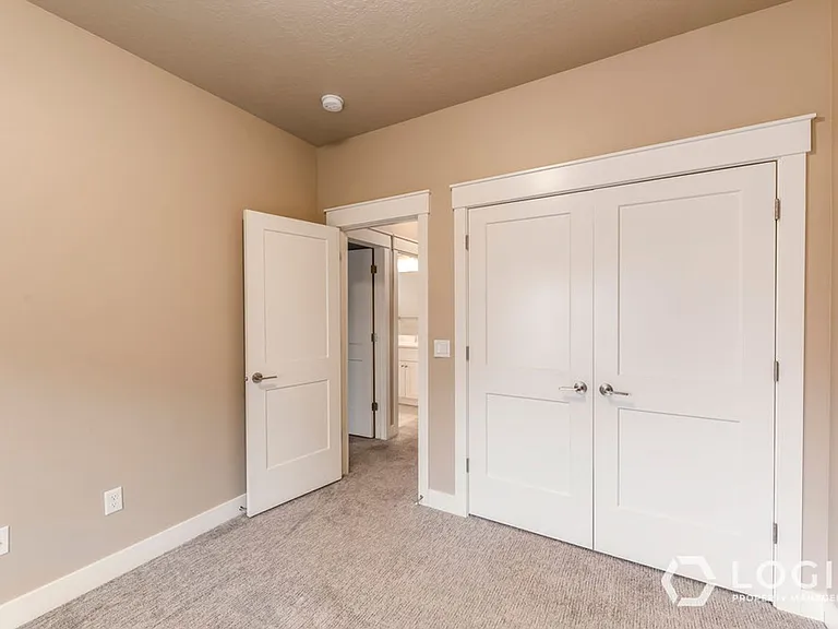 10408 S Beetdigger Blvd — Photo 20