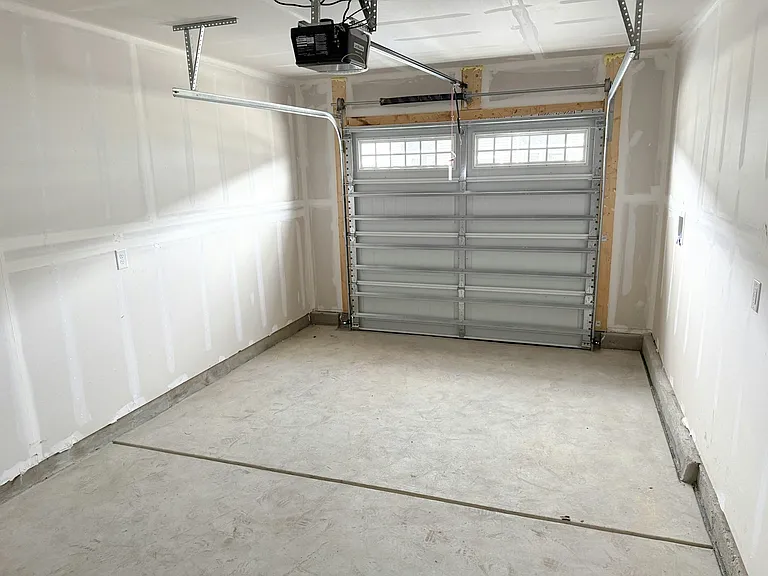 259 Christiana Ln #D — Photo 18