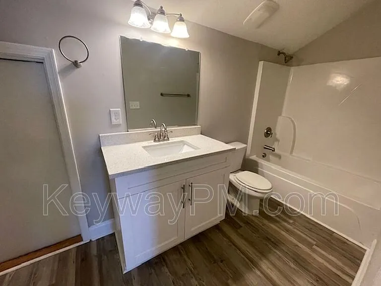 306 Alta Vista Ave #6 — Photo 16