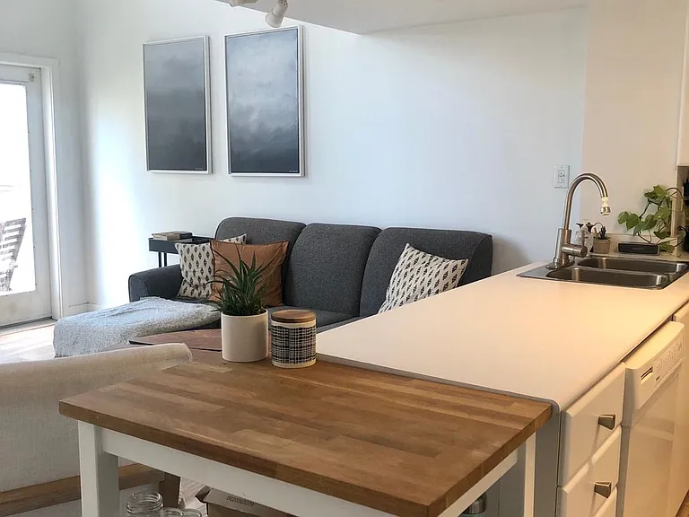 21 Earl St #306 — Photo 5